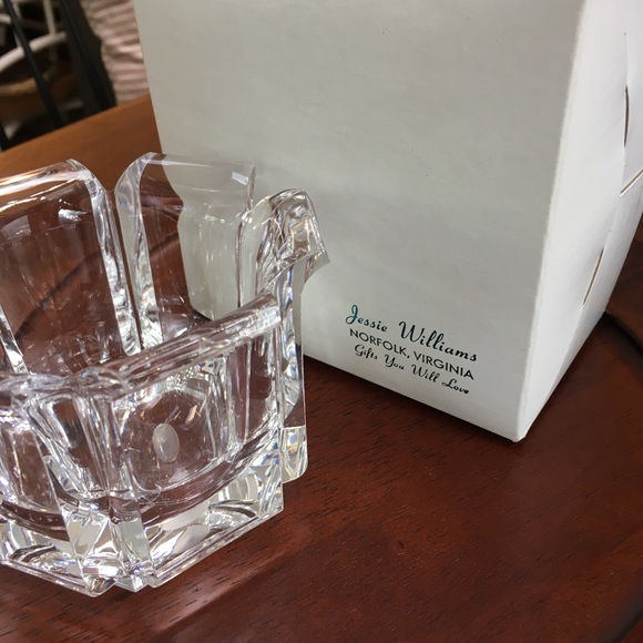 Vintage MCMstyle Grainwork clear Acrylic Lucite sm bowl cachepot. Gorgeous! New! - Picture 3 of 4